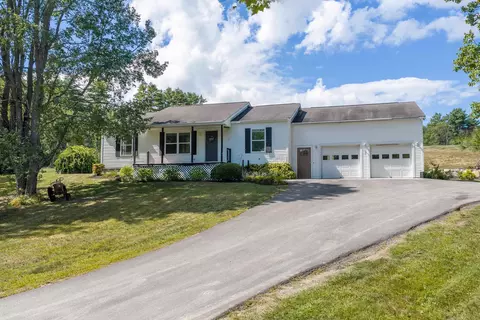 6 Ridge Berry Ln, Center Harbor, NH 03226