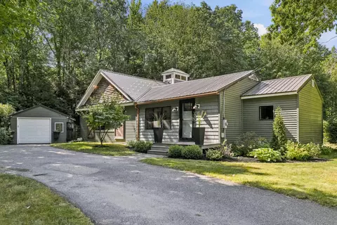 44 Beech Hill Rd, Exeter, NH 03833