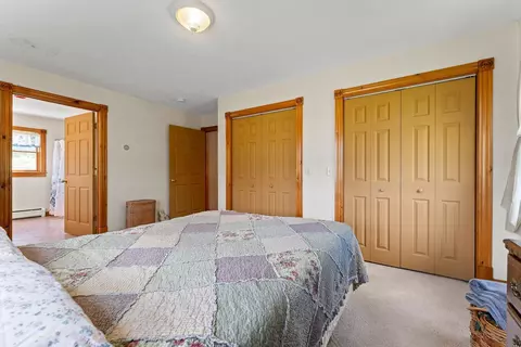 Bedroom - 76 Paradee Rd, Fairfield, VT 05455 photo 6 of 7