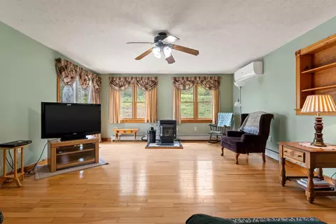 Living - 76 Paradee Rd, Fairfield, VT 05455 photo 3 of 3