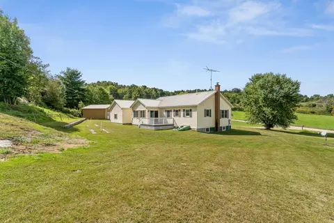 Exterior - 76 Paradee Rd, Fairfield, VT 05455 photo 5 of 6