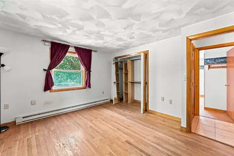 Bedroom - 36 Governor Dinsmore Rd, Windham, NH 03087 photo 3 of 8