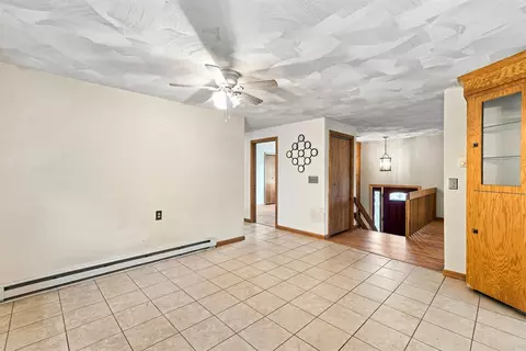 Living - 36 Governor Dinsmore Rd, Windham, NH 03087 photo 1 of 7
