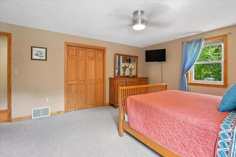 Bedroom - 4 Debbie St, Hooksett, NH 03106 photo 3 of 5