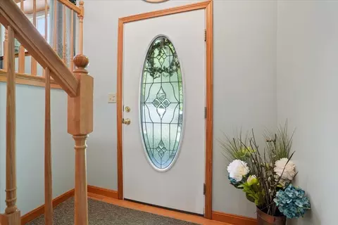 Entry Way - 4 Debbie St, Hooksett, NH 03106 photo 1 of 3