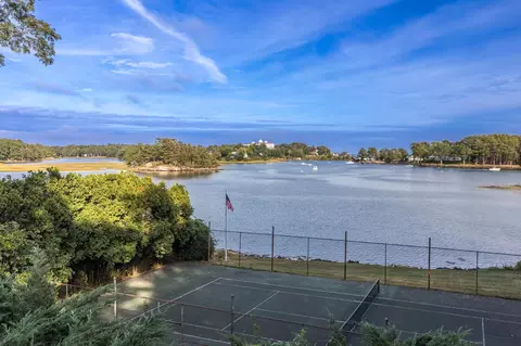 395 Little Harbor Rd, Portsmouth, NH 03801