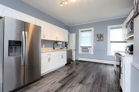 17 Federal St #1, Saint Johnsbury, VT 05819