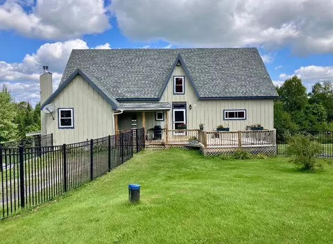 102 Perry Rd, Columbia, NH 03576