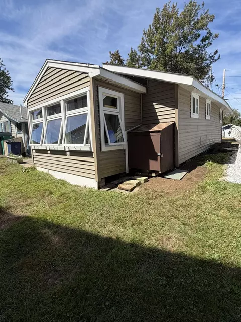 64 Acorn Rd, Hampton, NH 03842 photo 2