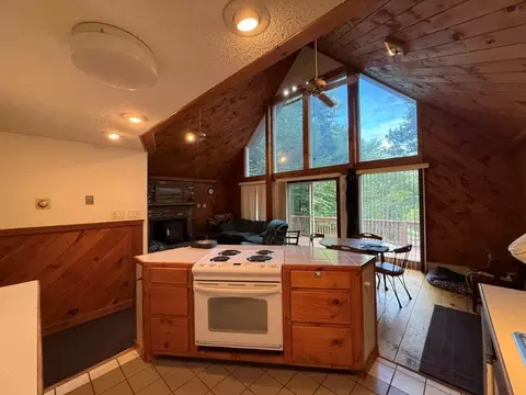 Kitchen - 17 Province Rd, Dorchester, NH 03266 photo 2 of 4