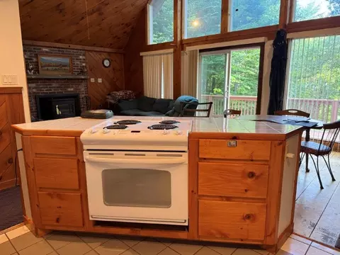 Kitchen - 17 Province Rd, Dorchester, NH 03266 photo 4 of 4