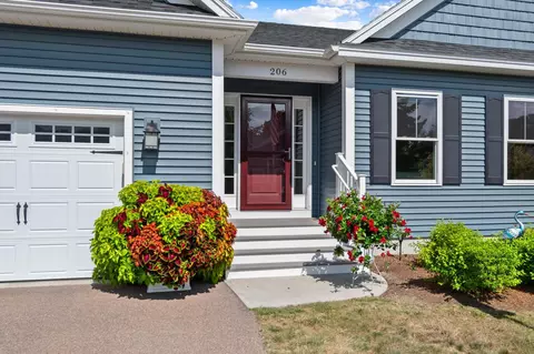 206 Lomartire Dr, Colchester, VT 05446