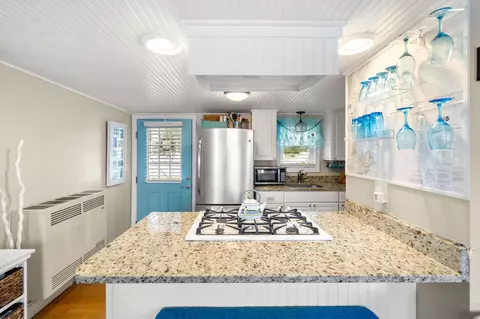 Kitchen - 470 Winnacunnet Rd #8, Hampton, NH 03842 photo 4 of 5