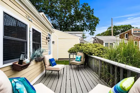 Exterior - 470 Winnacunnet Rd #8, Hampton, NH 03842 photo 7 of 10