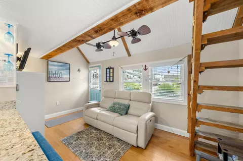 Living - 470 Winnacunnet Rd #8, Hampton, NH 03842 photo 2 of 4