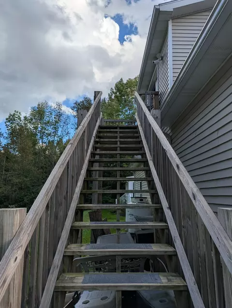 Exterior - 740 E Barre Rd, Barre, VT 05641 photo 8 of 10