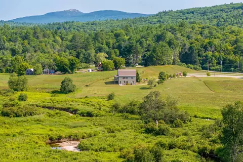 203 Main St, Grafton, NH 03240