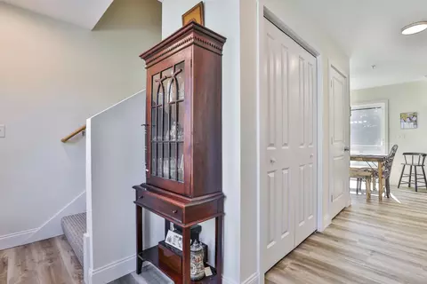 Entry Way - 4 Bovee Way #B, Epping, NH 03042 photo 5 of 6