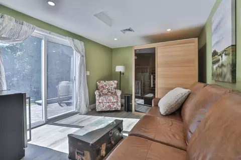 Living - 4 Bovee Way #B, Epping, NH 03042 photo 1 of 6