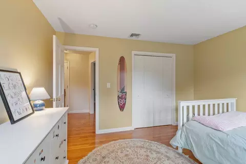 Bedroom - 25 Alexander Dr, Hampton, NH 03842 photo 7 of 7