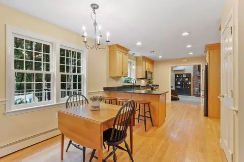 Dining - 25 Alexander Dr, Hampton, NH 03842 photo 4 of 6