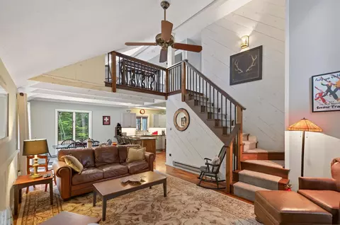 44 High Top Rd, Wilmington, VT 05363
