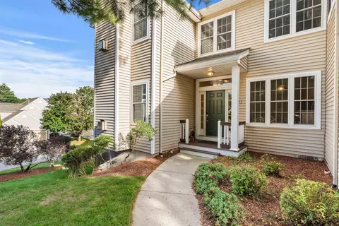 23 Edward Cir, Bedford, NH 03110