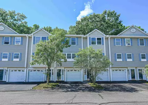 1029 S Mammoth Rd #20, Manchester, NH 03109