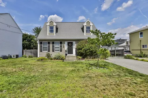 5 Acton St, Nashua, NH 03060