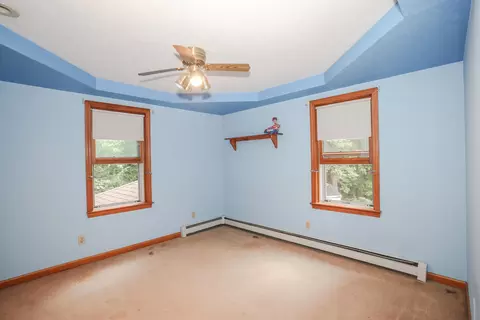 Bedroom - 8 Raelynn Dr, Derry, NH 03038 photo 3 of 6