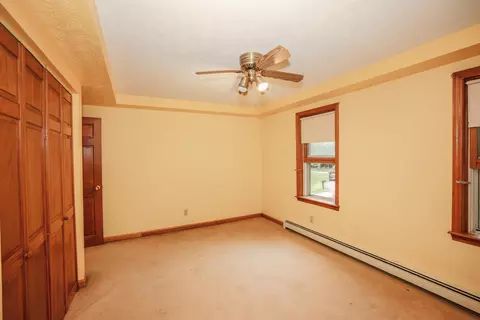 Bedroom - 8 Raelynn Dr, Derry, NH 03038 photo 6 of 6