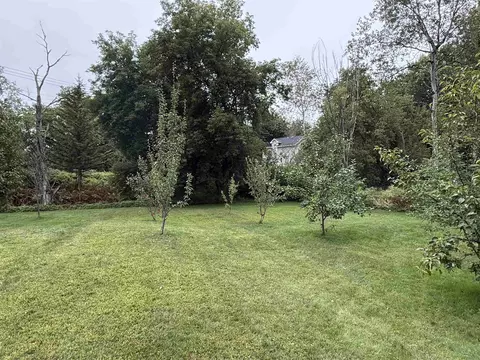 Exterior - 7 River Rd, Jericho, VT 05465 photo 6 of 8