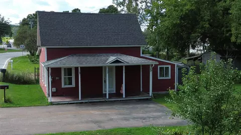 Exterior - 7 River Rd, Jericho, VT 05465 photo 2 of 8