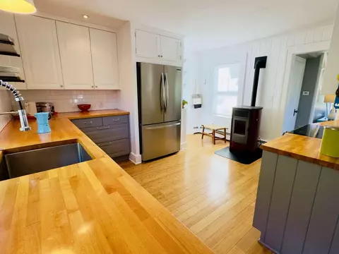 Kitchen - 83 Dinsmore Rd, Intervale, NH 03845 photo 2 of 2