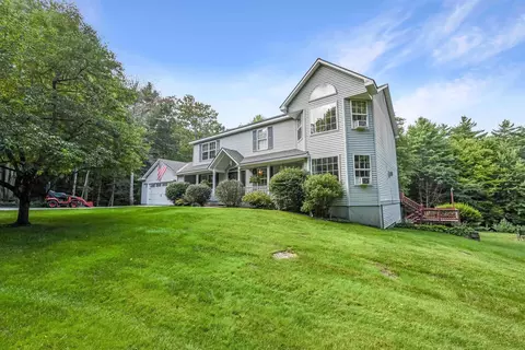 67 Applewood Dr, Berlin, VT 05602