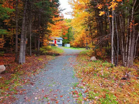 528 N Concord Rd, Concord, VT 05824