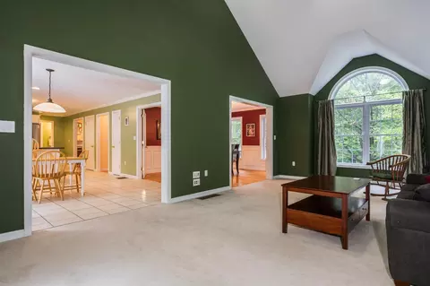 Living - 24 Sunset Dr, Dover, NH 03820 photo 2 of 4