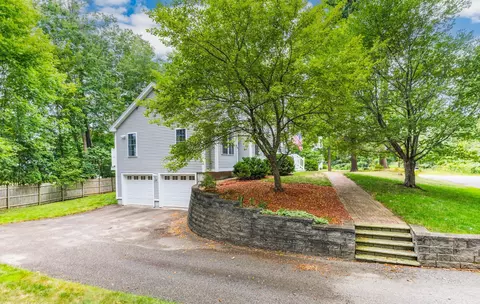 Exterior - 24 Sunset Dr, Dover, NH 03820 photo 3 of 4