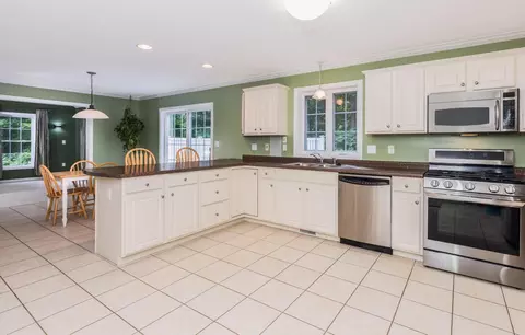 Kitchen - 24 Sunset Dr, Dover, NH 03820 photo 4 of 4