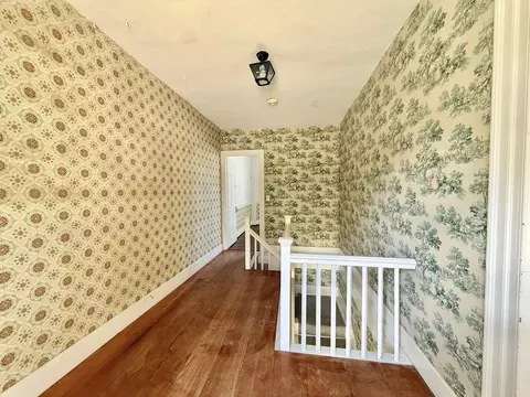 Entry Way - 1441 E Main St, Poultney, VT 05764 photo 3 of 3