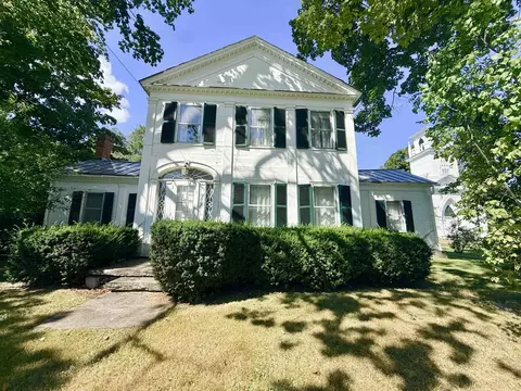 Exterior - 1441 E Main St, Poultney, VT 05764 photo 3 of 6