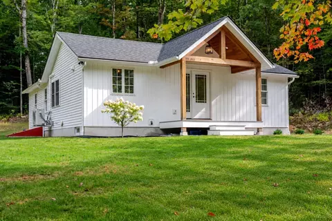 455 Turnpike Rd, Sharon, NH 03458