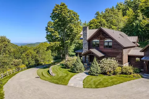 2072 Saw Mill Hill Rd, Wells, VT 05774