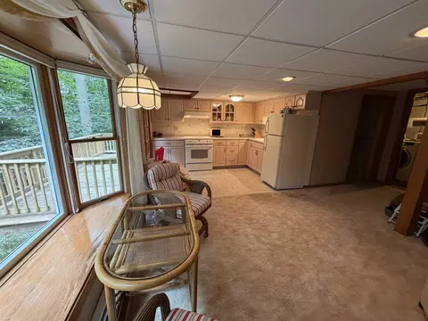 Kitchen - 226 Amesbury Rd, Kensington, NH 03833 photo 5 of 5