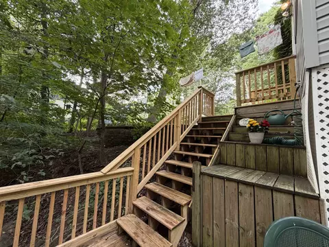 Exterior - 226 Amesbury Rd, Kensington, NH 03833 photo 16 of 19