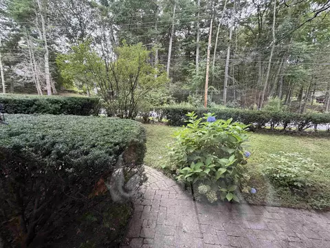 Exterior - 226 Amesbury Rd, Kensington, NH 03833 photo 10 of 19
