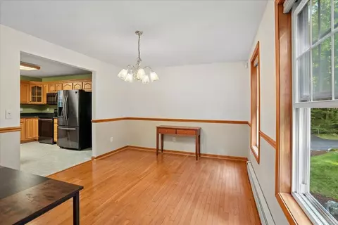 Dining - 56 Old Fort Ln, Dunbarton, NH 03046 photo 4 of 5