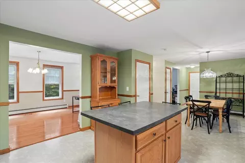 Entry Way - 56 Old Fort Ln, Dunbarton, NH 03046 photo 1 of 5