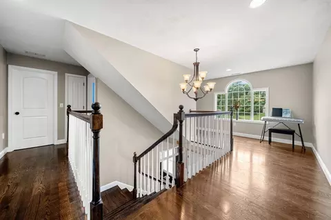 Entry Way - 24 Nathan Rd, Windham, NH 03087 photo 2 of 5