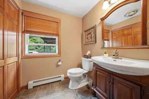 Bath - 42 Highfields Rd, Wilton, NH 03086 photo 1 of 4